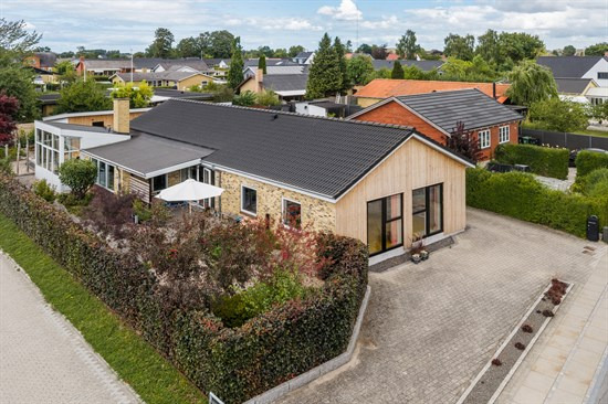 Eksklusiv bolig for 3.395.000 kr er netop kommet til salg i Årslev - Se den og de dyreste boliger her