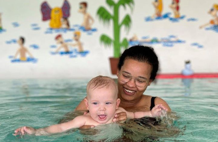 Baby Aqua: En sjov og sund start på livet i Herning Svømmehal