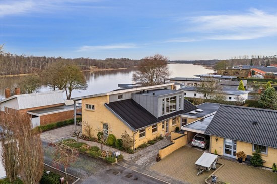 Ranunkelvej 4 og 2 andre boliger er kommet til salg denne uge i Holstebro - se boligerne her.