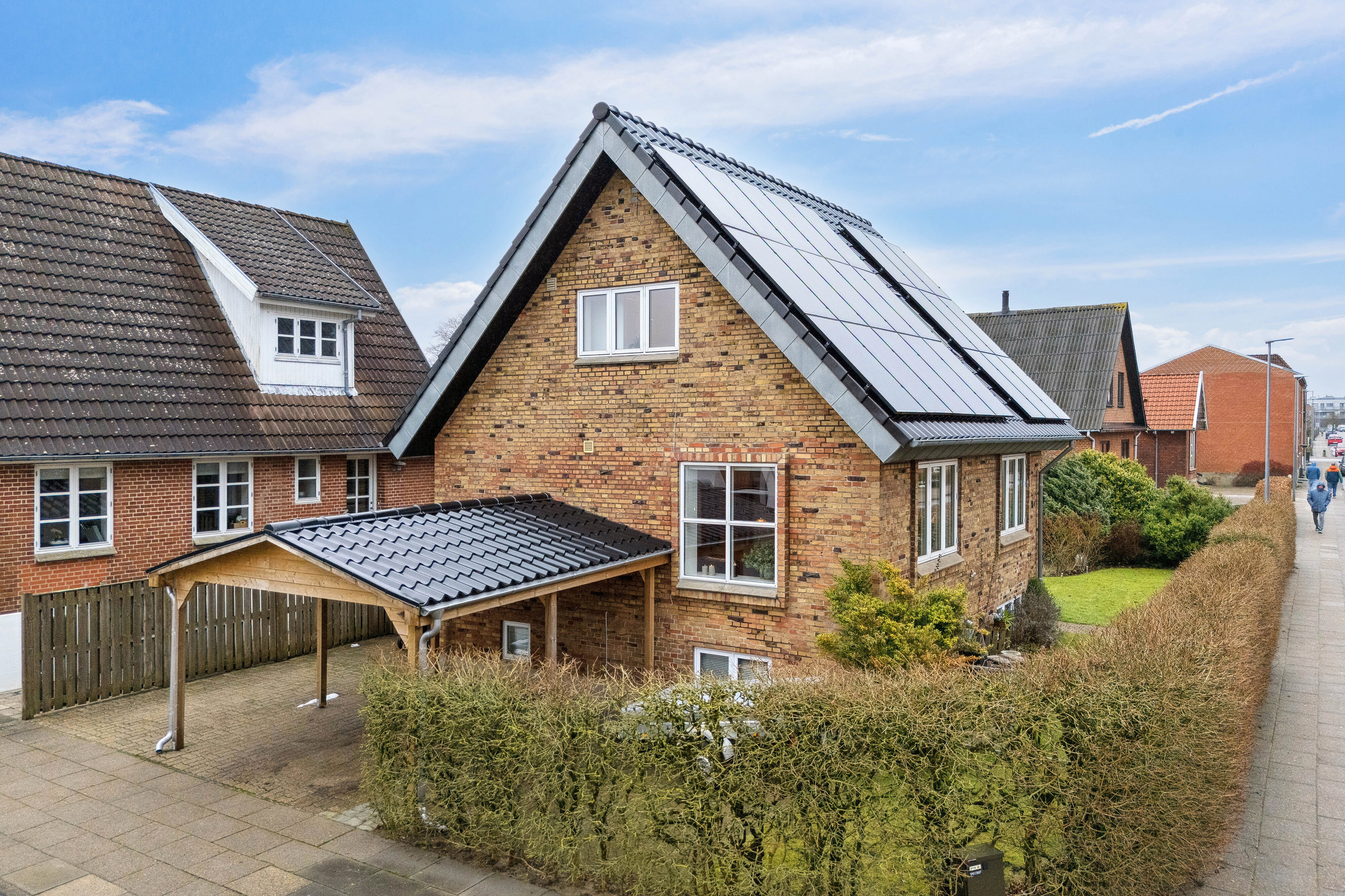 Til salg hos John Frandsen Herning: Gl. Skolevej 44, 7400 Herning