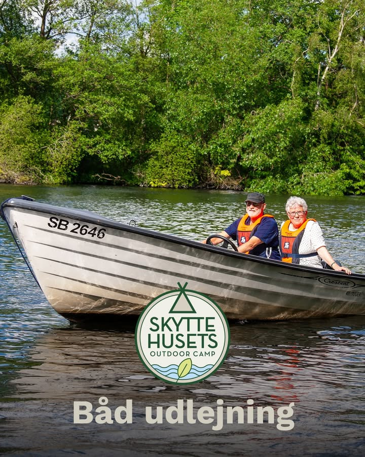 Skyttehusets Outdoor Camp udlejer motorbåde med benzin inkluderet
