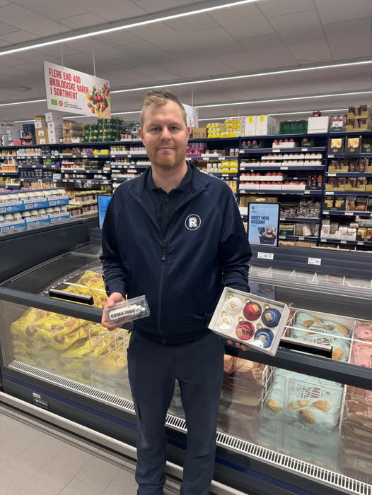 Fødselsdagsfejring hos REMA 1000 Holstebrovej: Julekugler og lastbil til de hurtige kunder i Struer