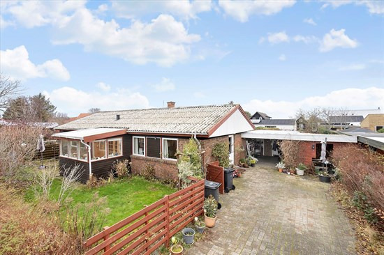 Hirsholmvej 3 er til salg for kun 695.000 kr.: Se de billigste boliger til salg i Ålbæk her