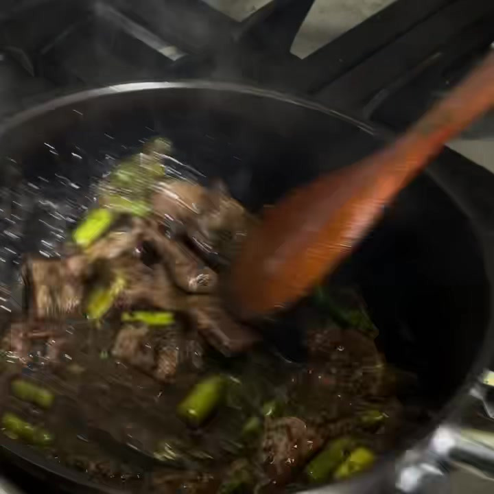 Restaurant Cooks introducerer cremet pasta nummer 46 med oksemørbrad og trøffel