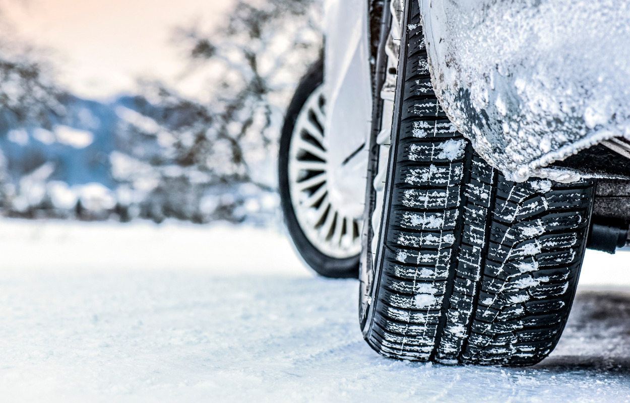 Pas på glatte veje og stier