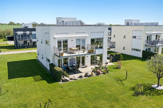 Græsholmvænget 8 og 1 anden boliger er kommet til salg denne uge i Assens - se boligerne her.