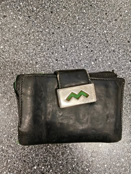 Rema 1000 Holstebrovej efterlyser ejeren af fundet pung i butikken