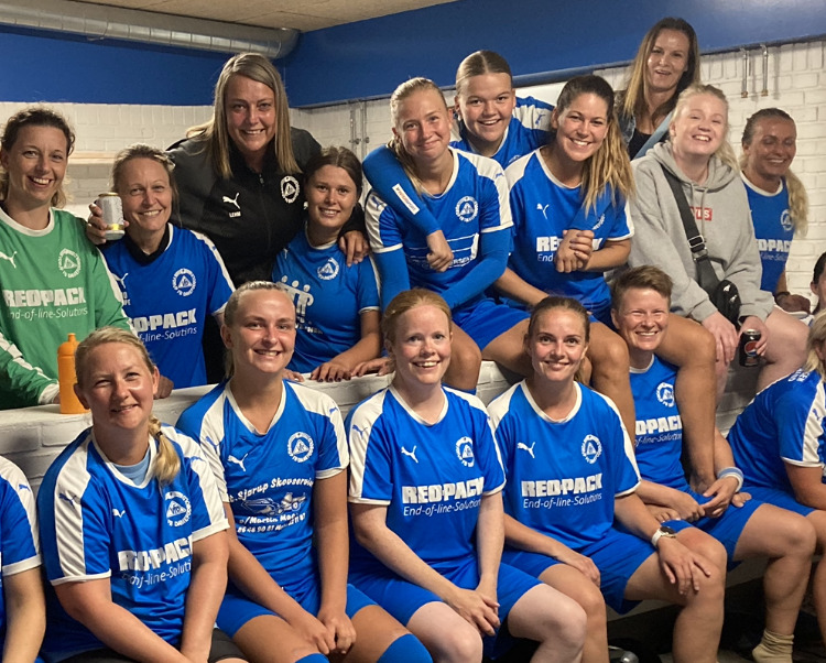 Vorup fB tager sejren med mirakuløs overtidsscoring mod Aars IK: "Der er nogle vanvittige damer på det her hold - rutine fornægter sig aldrig!" 