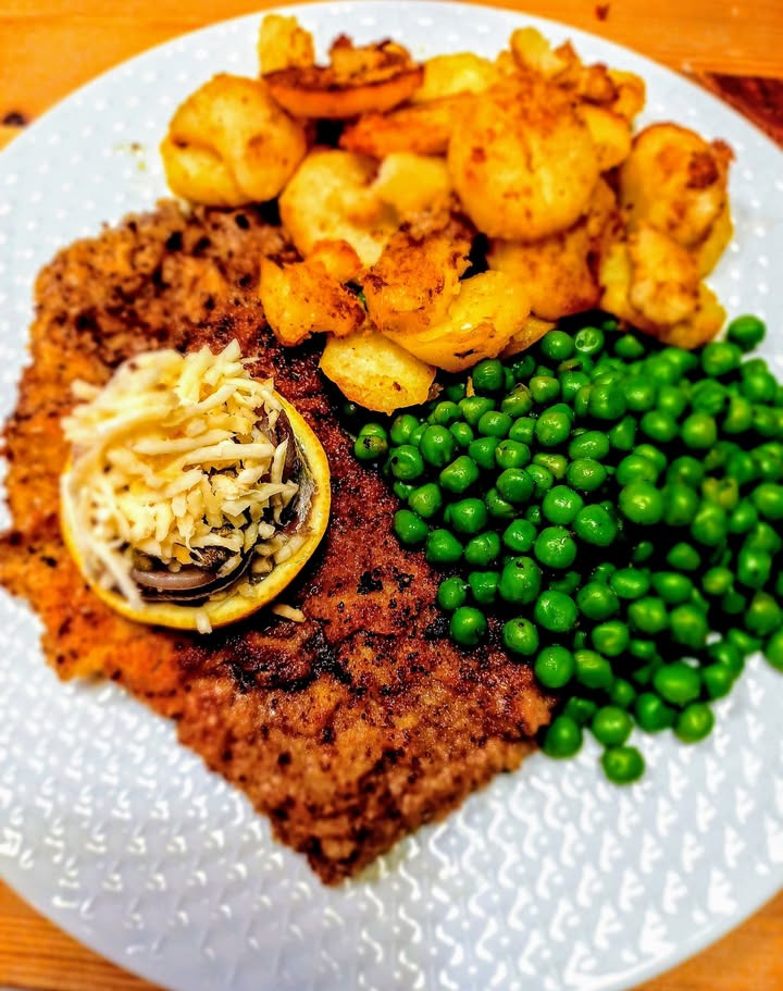 Njordkøkken inviterer til skinkeschnitzel torsdag