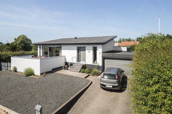 Knud Rasmussens Vej 9 og 9 andre boliger er kommet til salg denne uge i Aalborg - se boligerne her.