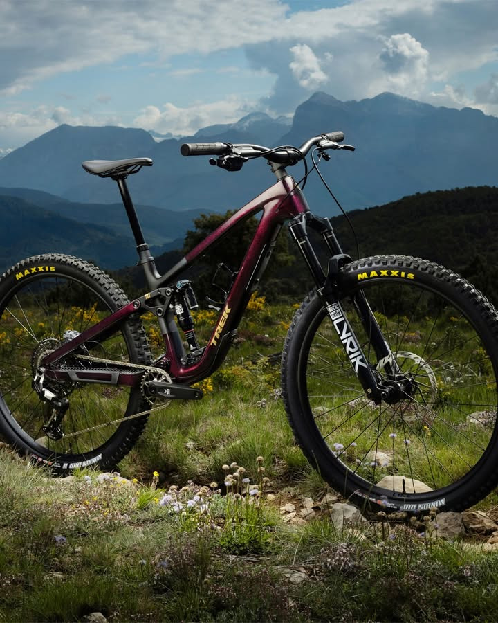 Sæby cykler præsenterer den nye Trek Fuel i butikken i dag