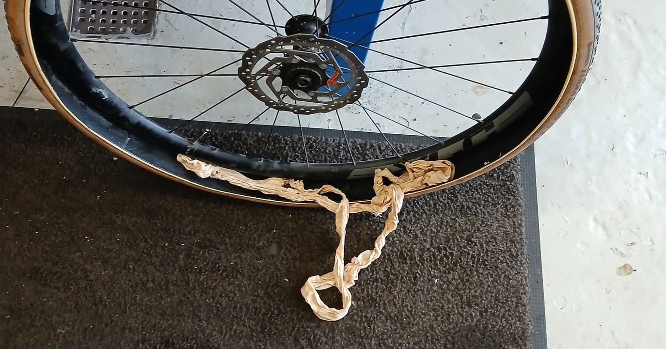 Husk at vedligeholde din tubeless-væske, siger HV CARE