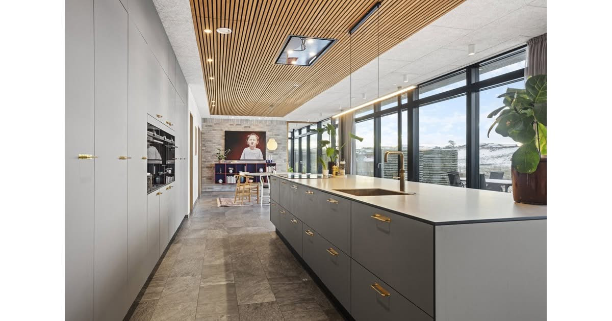 Liebhavervilla med fokus på detaljer præsenteres af danbolig Hjørring