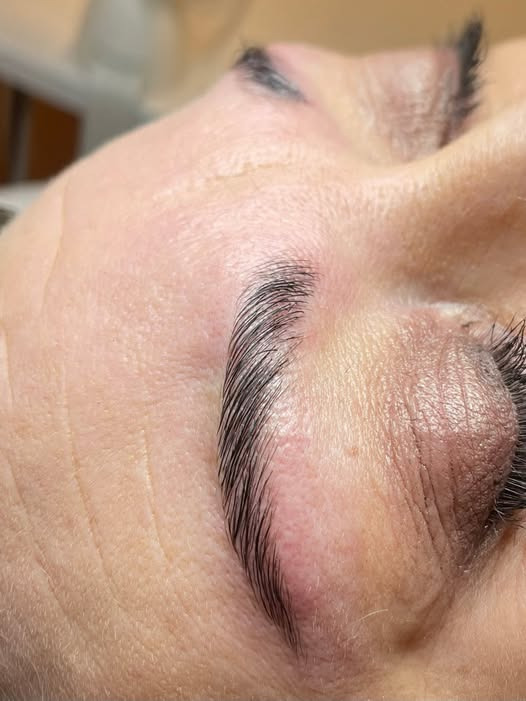 Luxury Beauty introducerer bryn- og lash lift behandlinger med Damla i salonen fra april