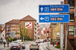 Parkeringsskiltene tænder den 17. november