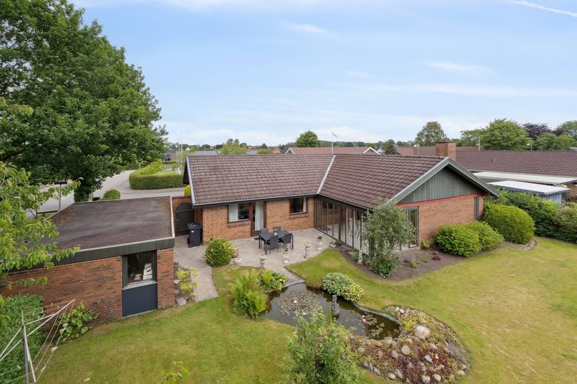 Nyhed fra John Frandsen Herning: Etplansvilla i attraktive Sunds nu på markedet