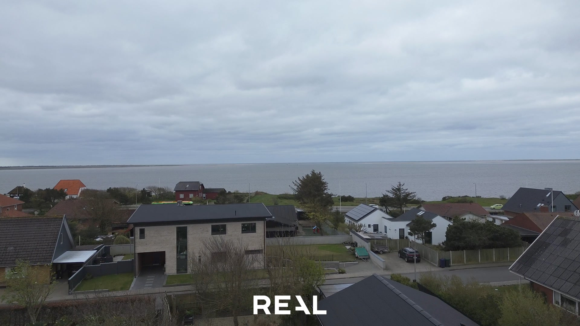 Nyhed på vej: Sneak peek på skøn, velholdt ejendom tæt på vandet