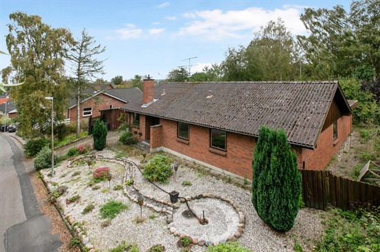 Enggården 5 og 1 anden boliger er kommet til salg denne uge i Fårup - se boligerne her.