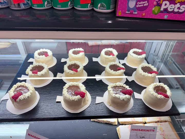 SPAR Valsgård har små Othello med friske hindbær klar i butikken