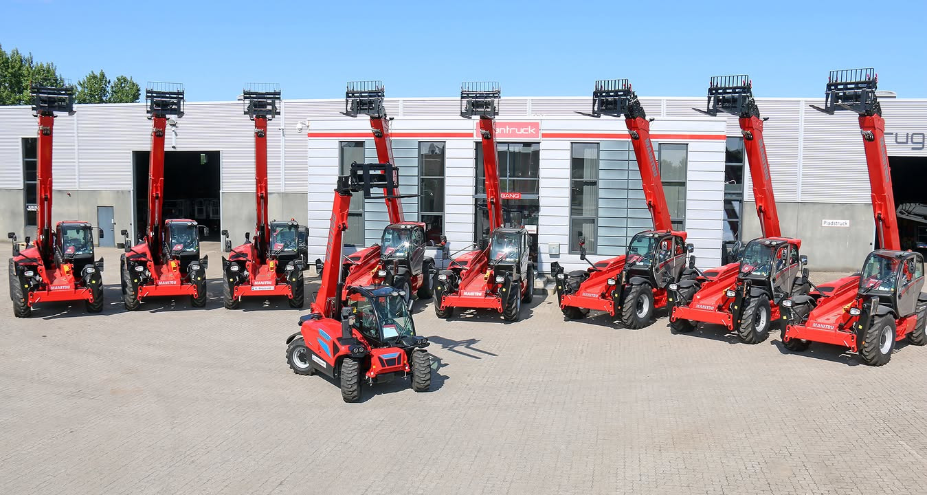 Scantruck leverer ni nye Manitou-teleskoplæssere til A. Enggaard