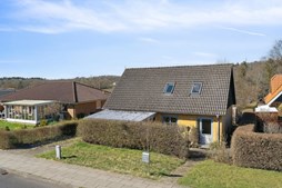 John Frandsen Herning præsenterer charmerende villa i Kibæk med åbent hus event