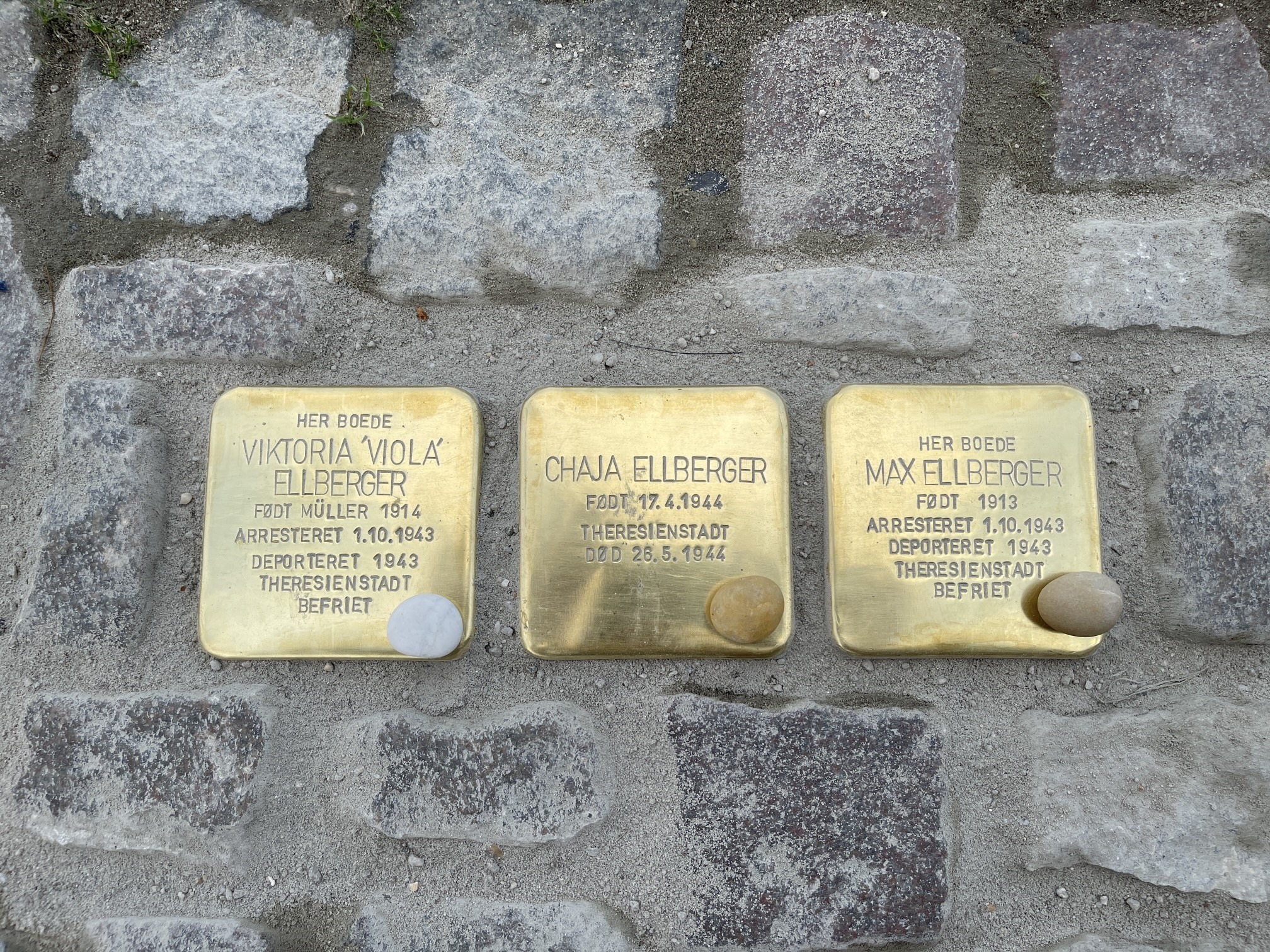 Snublesten i Jerlev til minde om jødiske ofre