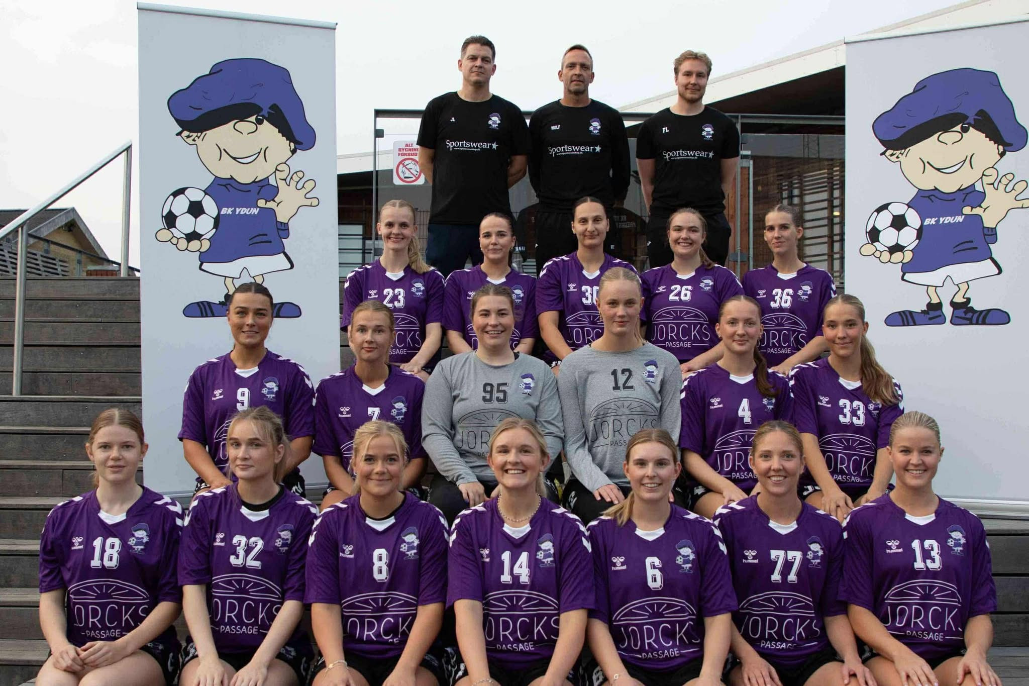 BK Yduns damesenior kæmper for oprykning med ny cheftræner og ubesejret stime