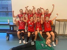 BI-pigerne imponerer igen: “De er bare fantastiske fightere”