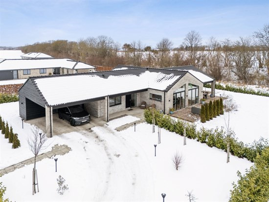 Solbjerggårdsvej 19 og 1 anden boliger er kommet til salg denne uge i Gørlev - se boligerne her.