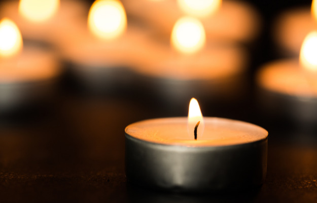 Mindeord - Maria Ravn 