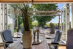 Top 6 over dyreste boliger til salg i Hedehusene. Priser op til 8.995.000 kr