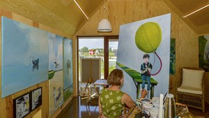 Oplev kunst i arbejde på Tyskerhavnen i Hvide Sande