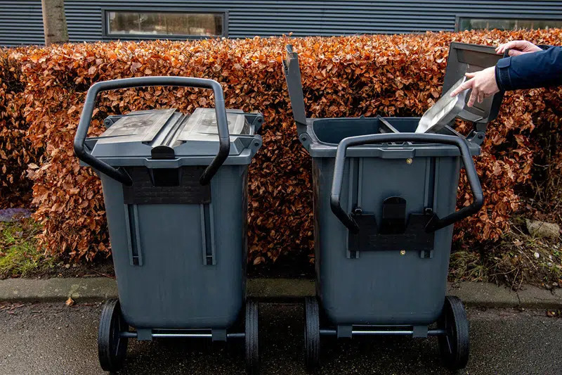 Kolding Kommune fremmer genbrug med gratis plastspande og materialer til foreninger