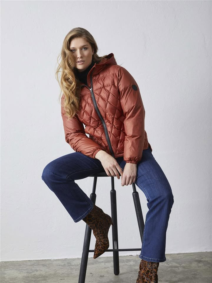 Rosengreen tilbyder smart Etage-jakke til nedsat pris