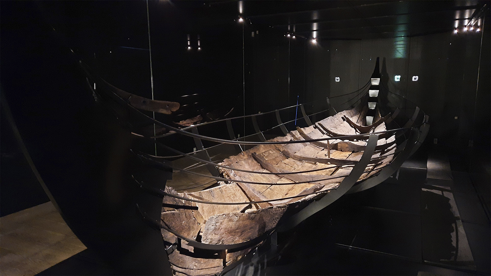 Oplev den fascinerende udstilling: 'Det sidste vikingeskib?' i Holbæk
