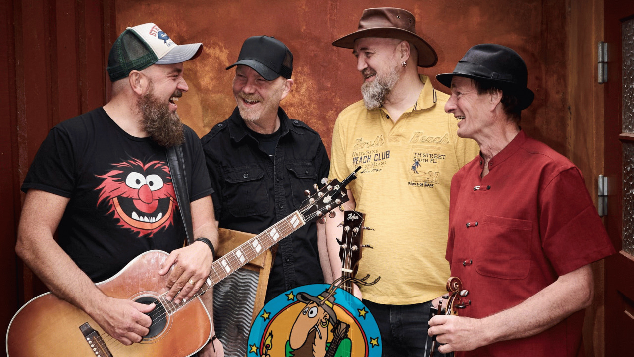 Julefrokost med Grassolin' i Pakhus8