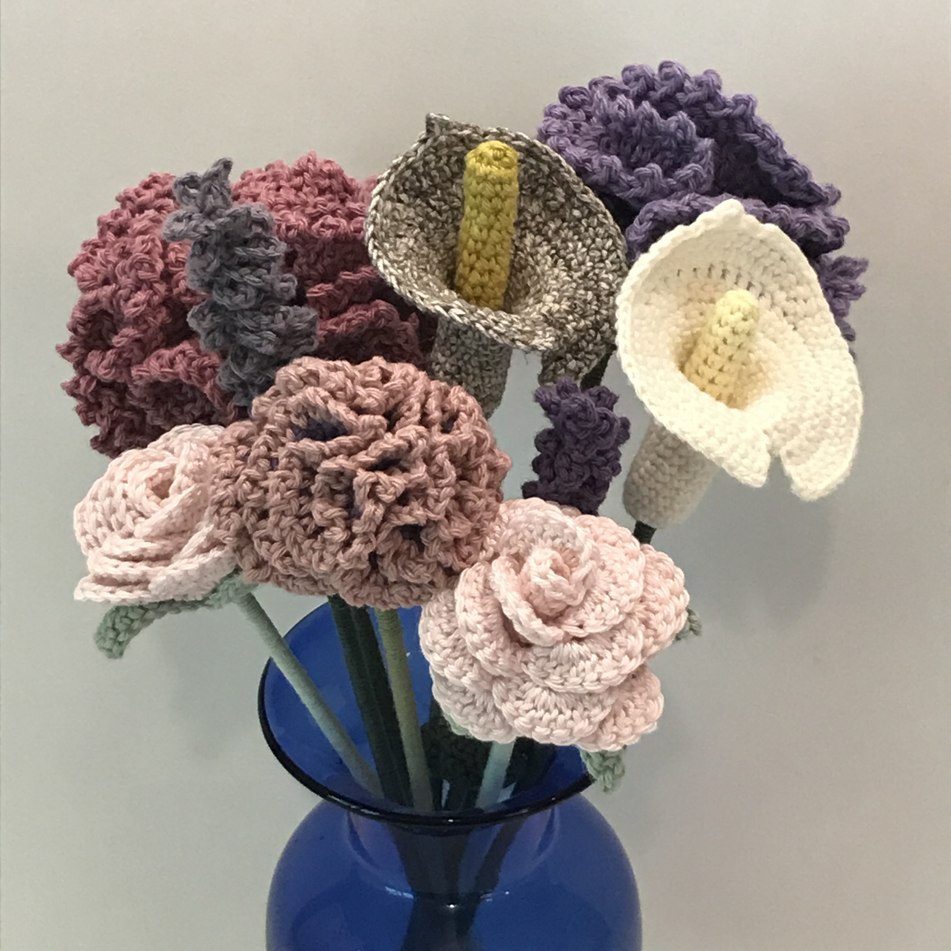 Lær at hækle skønne blomster i Jyllinge