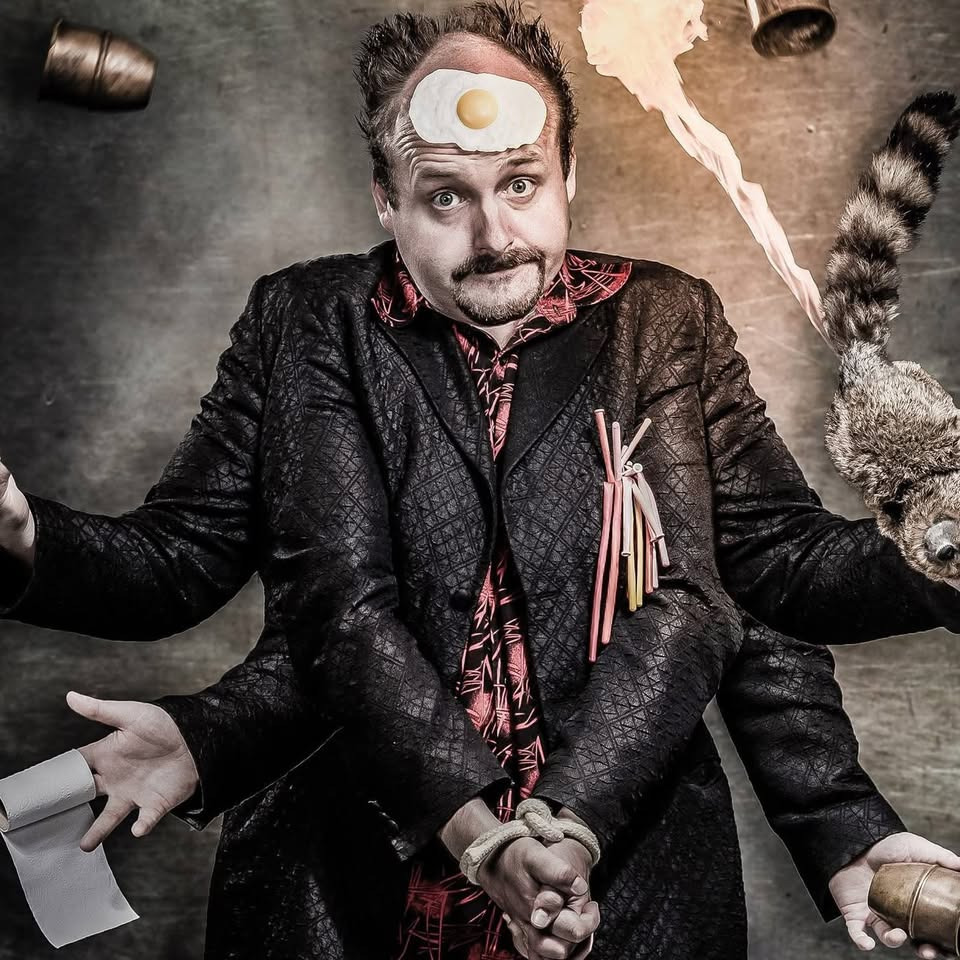 Magisk trylleshow med Henning på Bjerremark Hotel