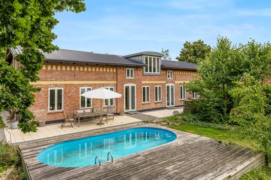Eksklusiv bolig for 2.850.000 kr er netop kommet til salg i Tønder - Se den og de dyreste boliger her