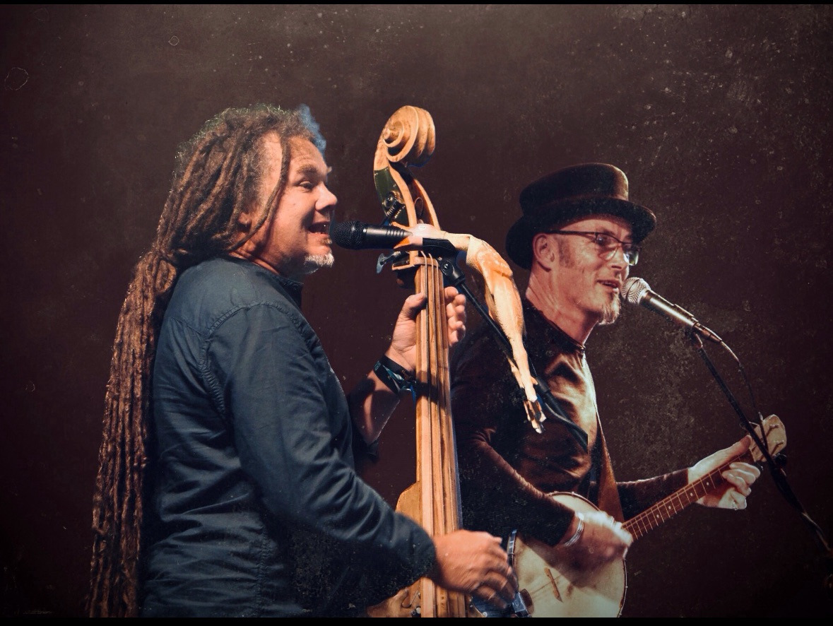 Festlig fredag med Hawkeye and Hoe i Grenaa