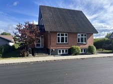 Grantoften 8 er til salg for kun 545.000 kr.: Se de billigste boliger til salg i Aulum her