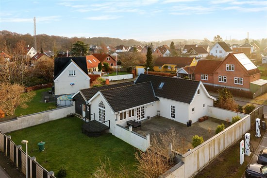 Jeppesensvej 4 og 9 andre boliger er kommet til salg denne uge i Odense - se boligerne her.