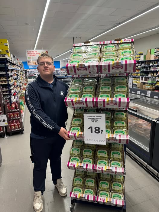 Rema 1000 Holstebrovej i Struer tilbyder grønne druer til 18 kr.