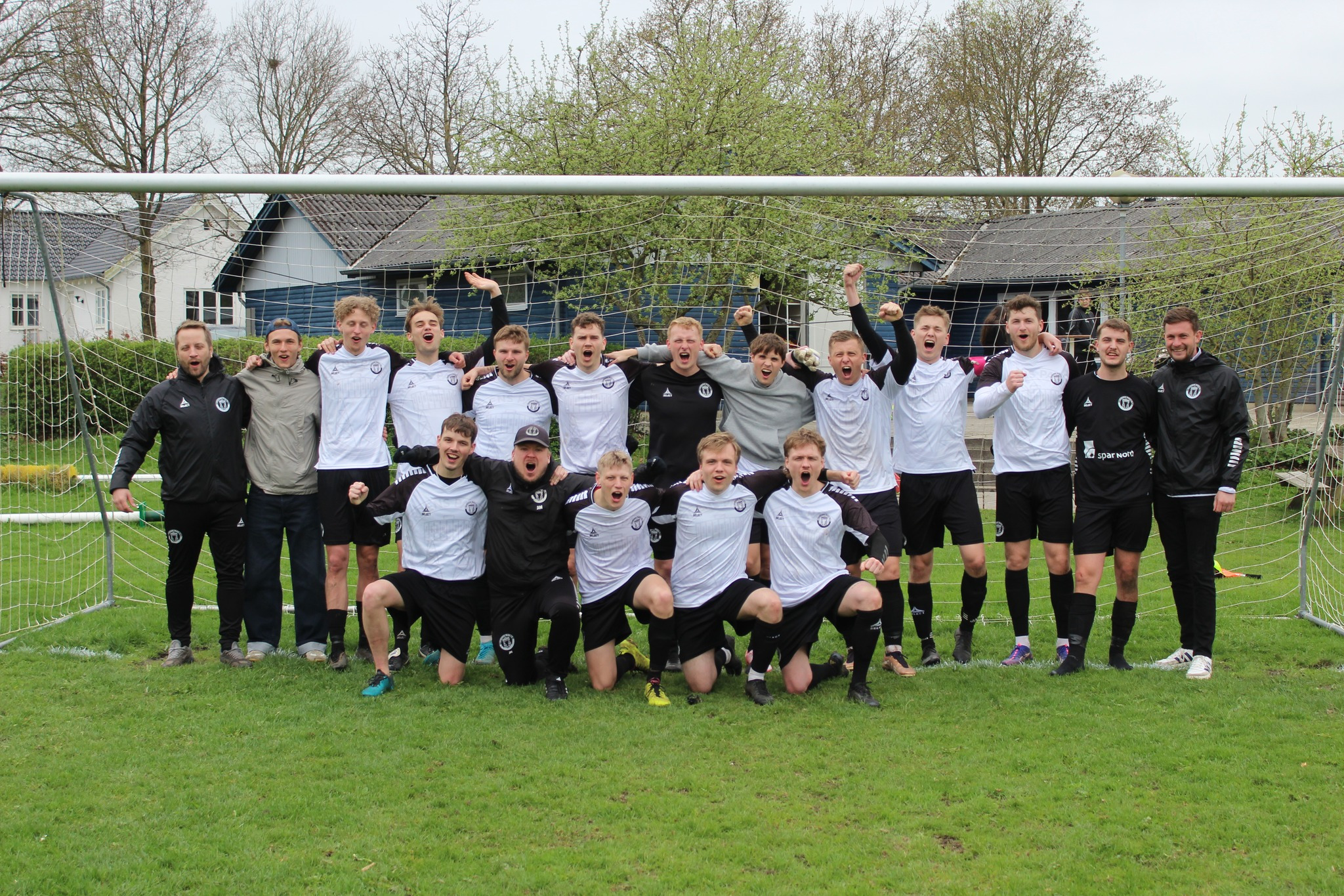 Jonas Farsø stjæler showet med hattrick i storsejr over FC Nordsiden