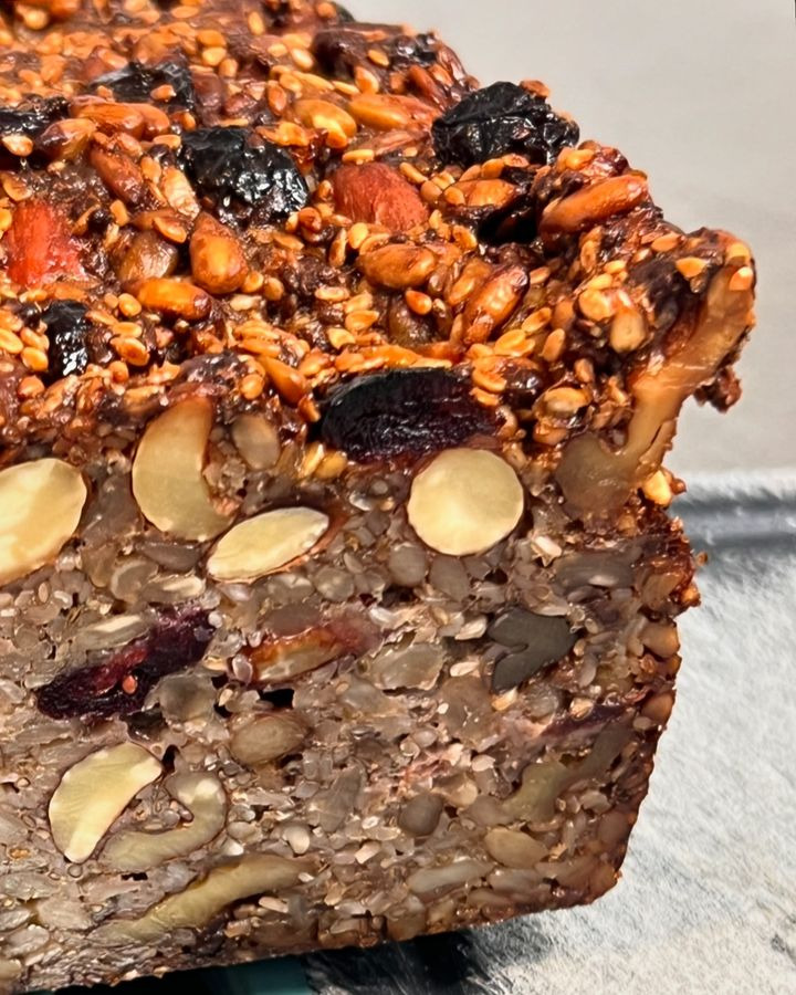 Café Bryggen prioriterer hjemmebag med lækkert stenalderbrød