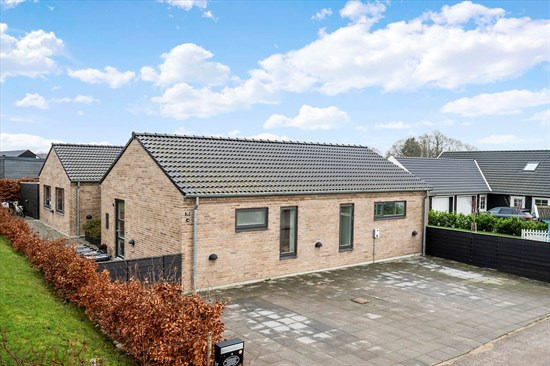 Top 6 over dyreste boliger til salg i Haslev. Priser op til 7.995.000 kr