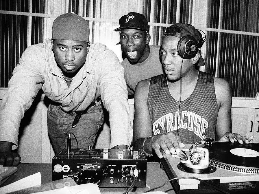 Jazzens indflydelse på moderne musik: En aften på Roskilde Bibliotek