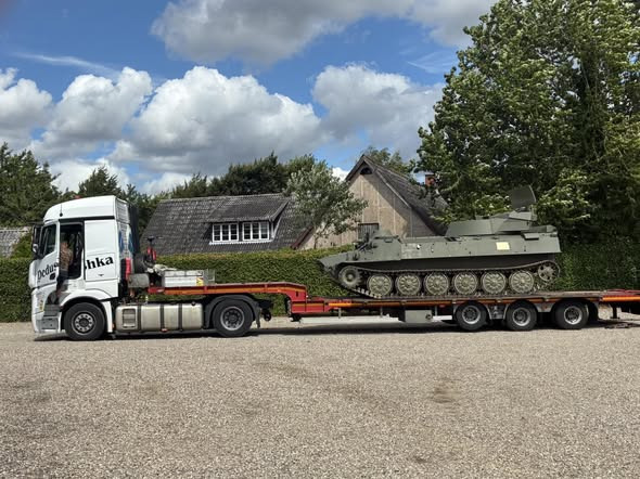 PanzerMuseum East har afsluttet første leverance af køretøjer til Ukraine