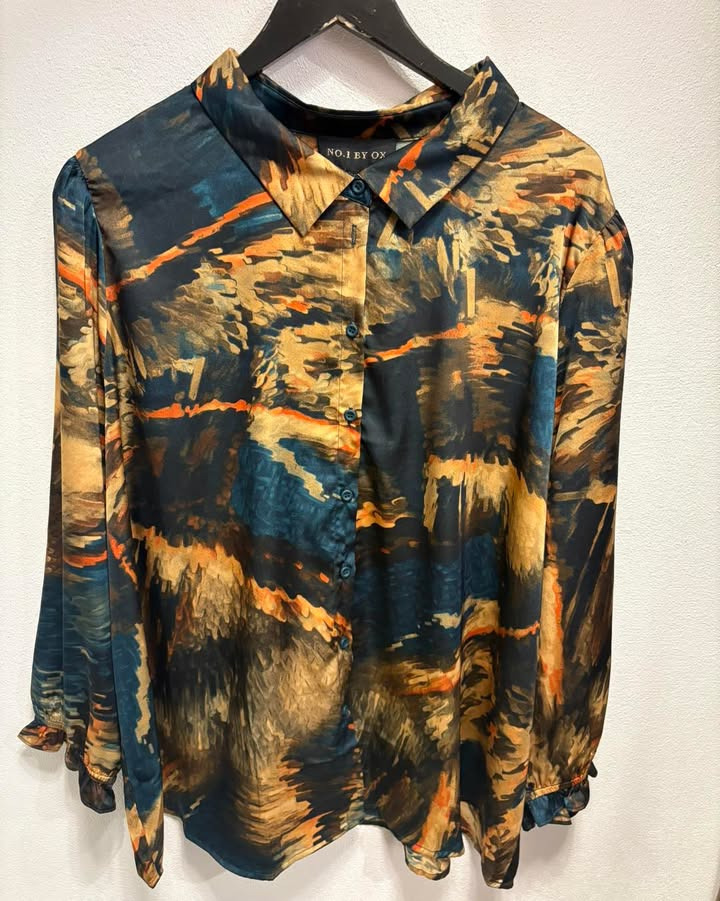 GARDEROBEN tilbyder sidste chance på smuk bluse fra No1 by OX