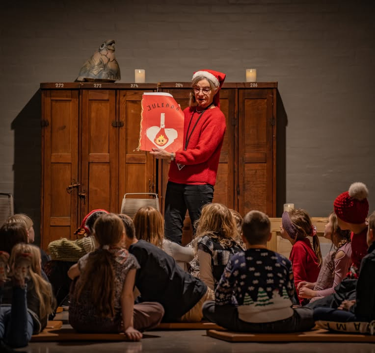 Julens traditoner udforskes på Holstebro Museum af skoleklasser